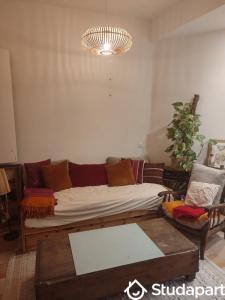 photo For rent Apartment BORDEAUX 33