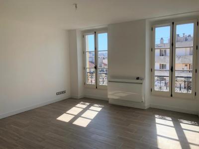 photo For rent Apartment MARSEILLE-2EME-ARRONDISSEMENT 13