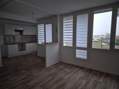 Location Appartement 4 pices TRAPPES 78190