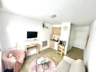 For rent Apartment COURBEVOIE  92