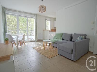 For rent Apartment CHOISY-LE-ROI  94