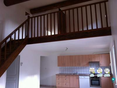 Location Appartement EGUILLES  13