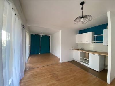 For rent Apartment TALENCE  33