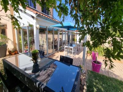 For sale House DECINES-CHARPIEU  69