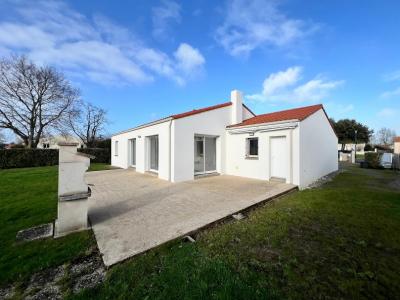 For sale House ROCHESERVIERE  85