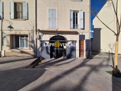 Vente Local commercial TRETS  13