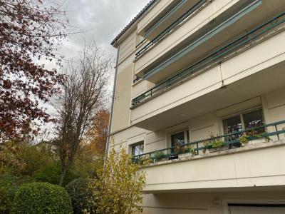 Vente Appartement CHARBONNIERES-LES-BAINS 