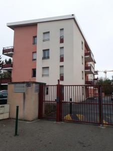 Location Appartement VILLEFRANCHE-SUR-SAONE  69