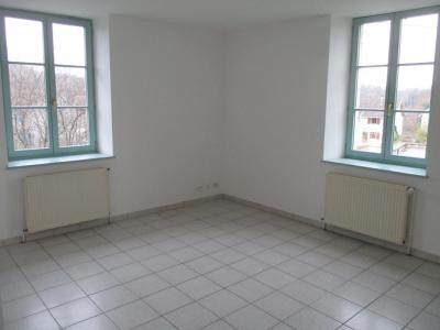 Location Appartement VY-LES-FILAIN  70