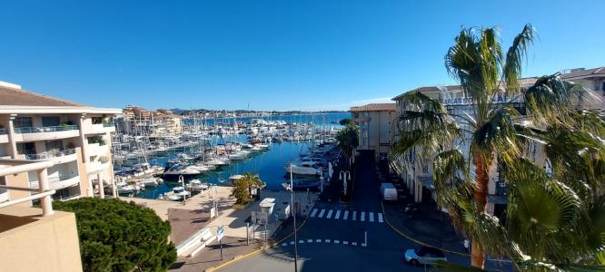 Vente Appartement 4 pices FREJUS 83600