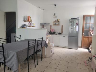 For rent House CHEMILLE 