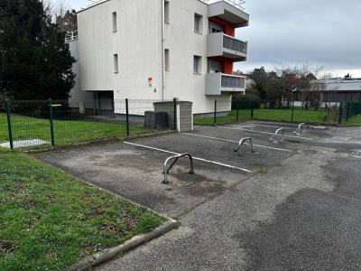 Location Parking CRAPONNE  69