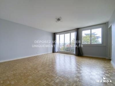 For rent Apartment SAINT-CLOUD  92