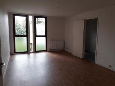 photo For rent Apartment CHATRE 36