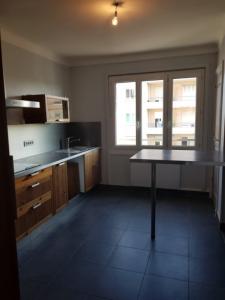 Location Appartement LYON-8EME-ARRONDISSEMENT  69