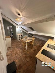 For rent Apartment NANTES  44