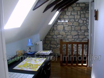 photo For rent Apartment EGLETONS 19