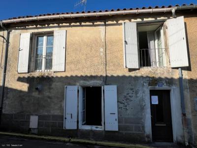 Vente Maison 4 pices RUFFEC 16700