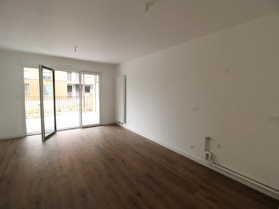 Location Appartement BOUGUENAIS  44