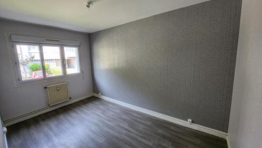 Location Appartement MONTHERME  08