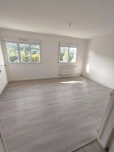 Location Appartement MONTHERME  08