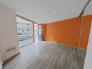 Louer Local commercial 18 m2 Paris-11eme-arrondissement