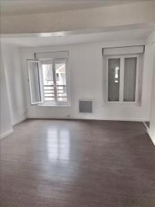 For rent Apartment NOYON  60