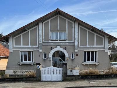 Vente Maison 7 pices CONFOLENS 16500