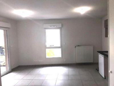 For rent Apartment VILLEFONTAINE  38