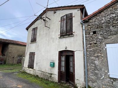 Vente Maison 3 pices CHAMPAGNE-MOUTON 16350