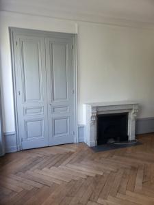 photo For rent Apartment LYON-6EME-ARRONDISSEMENT 69