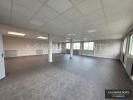 Louer Commerce 750 m2 Saint-pierre-de-chandieu