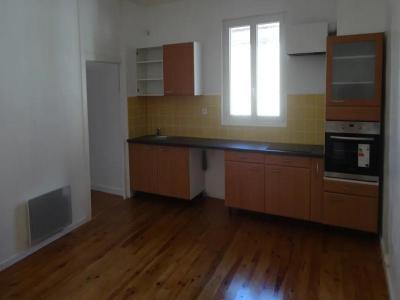 photo For rent Apartment REOLE 33