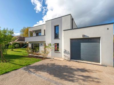 For sale House SAINT-PIERRE-LES-NEMOURS  77