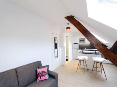 photo For rent Apartment PARIS-16EME-ARRONDISSEMENT 75