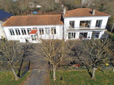 Vente Maison 6 pices CIVRAY 86400