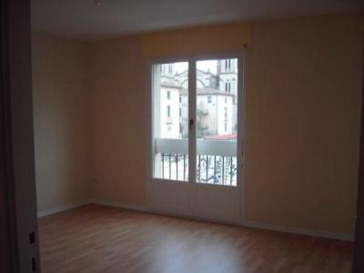 Location Appartement 2 pices REVEL 31250