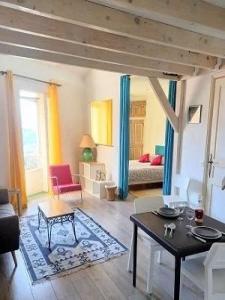 photo For rent Apartment GRASSE 06