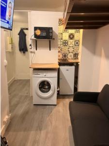 photo For rent Apartment PARIS-15EME-ARRONDISSEMENT 75