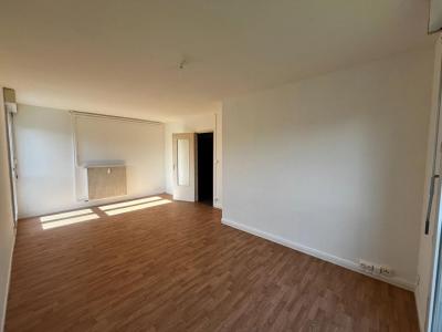 photo For sale Apartment SEICHES-SUR-LE-LOIR 49