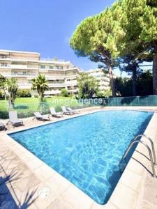 Vente Appartement CANNET  06