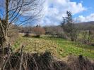 House  DANS UN HAMEAU.