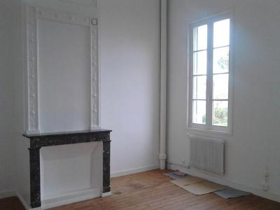 For rent House MERIGNAC  33