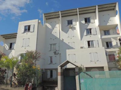 For rent Apartment SAINTE-CLOTILDE