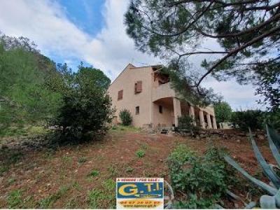 For sale House SAINT-CHINIAN A 5 minutes seulement de Saint Chinian