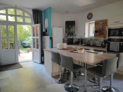 For sale House VENEJAN