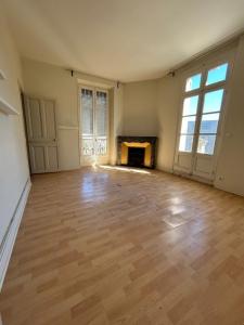 For rent Apartment AVIGNON