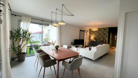 For rent House LAY