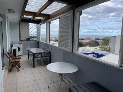 For rent Apartment SAINTE-CLOTILDE
