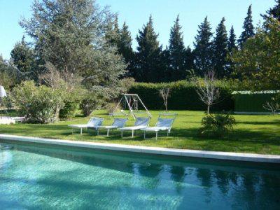 photo Rent for holidays House MAS-BLANC-DES-ALPILLES 13